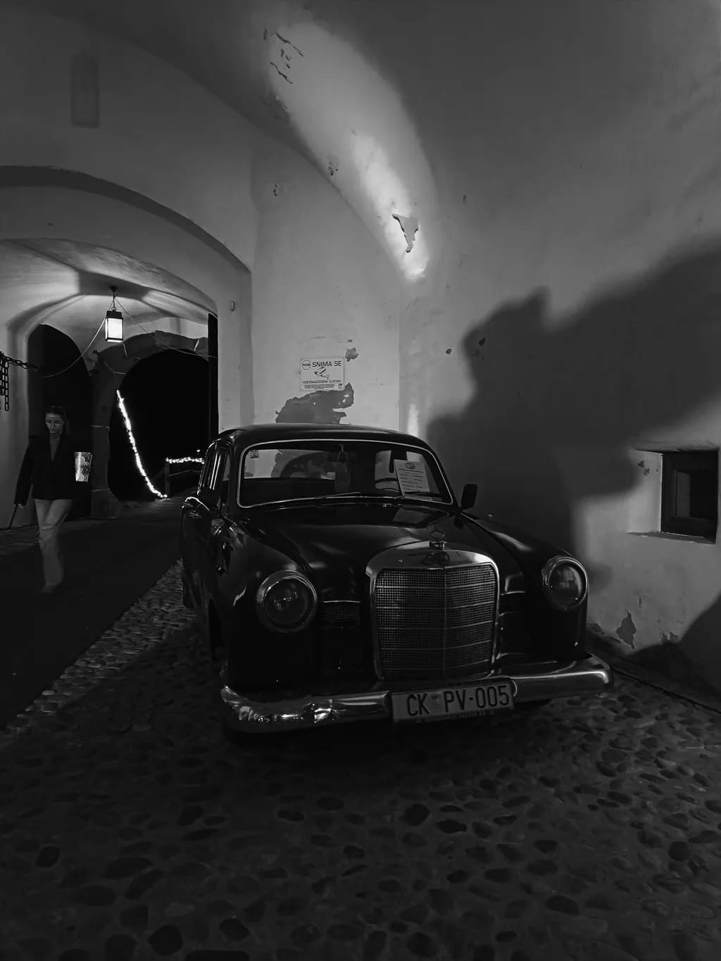 Noir Mercedes Haven