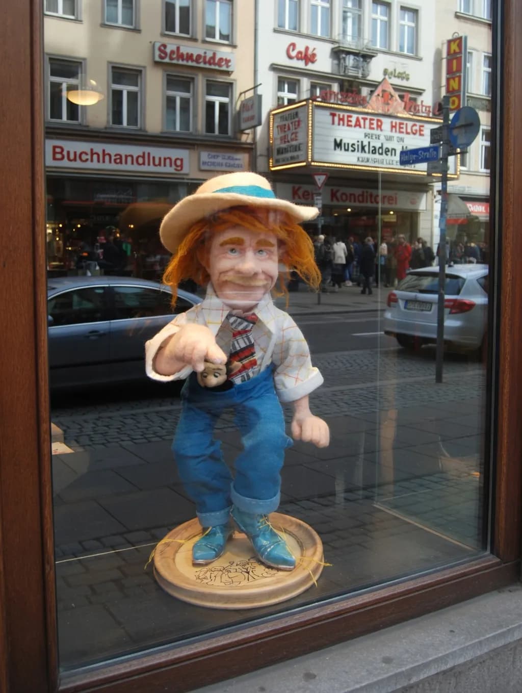 Helge Puppet