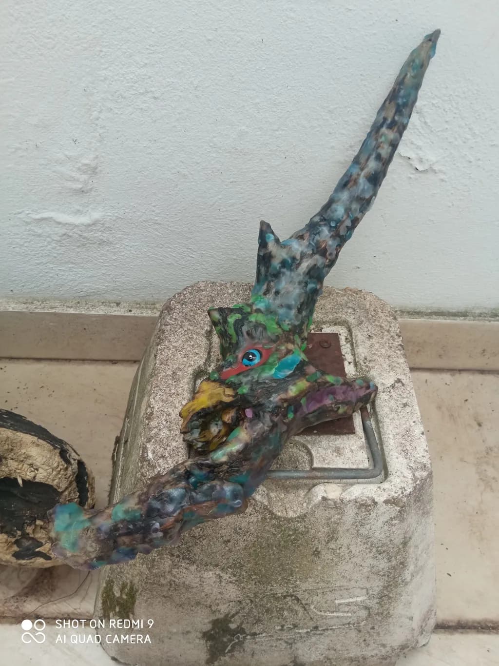 Chromatic Horn