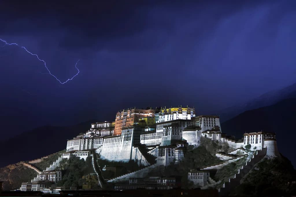 China Night Storm