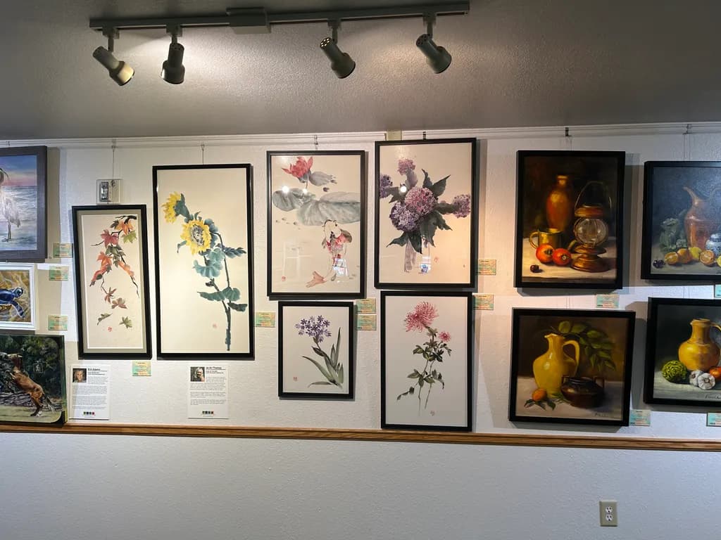 Gallery Blooms