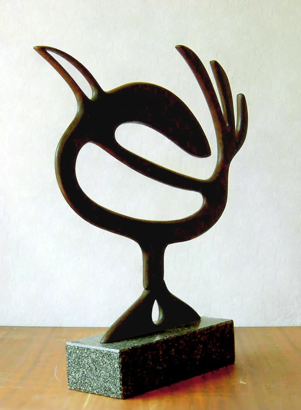 Pájaro en el cortejo