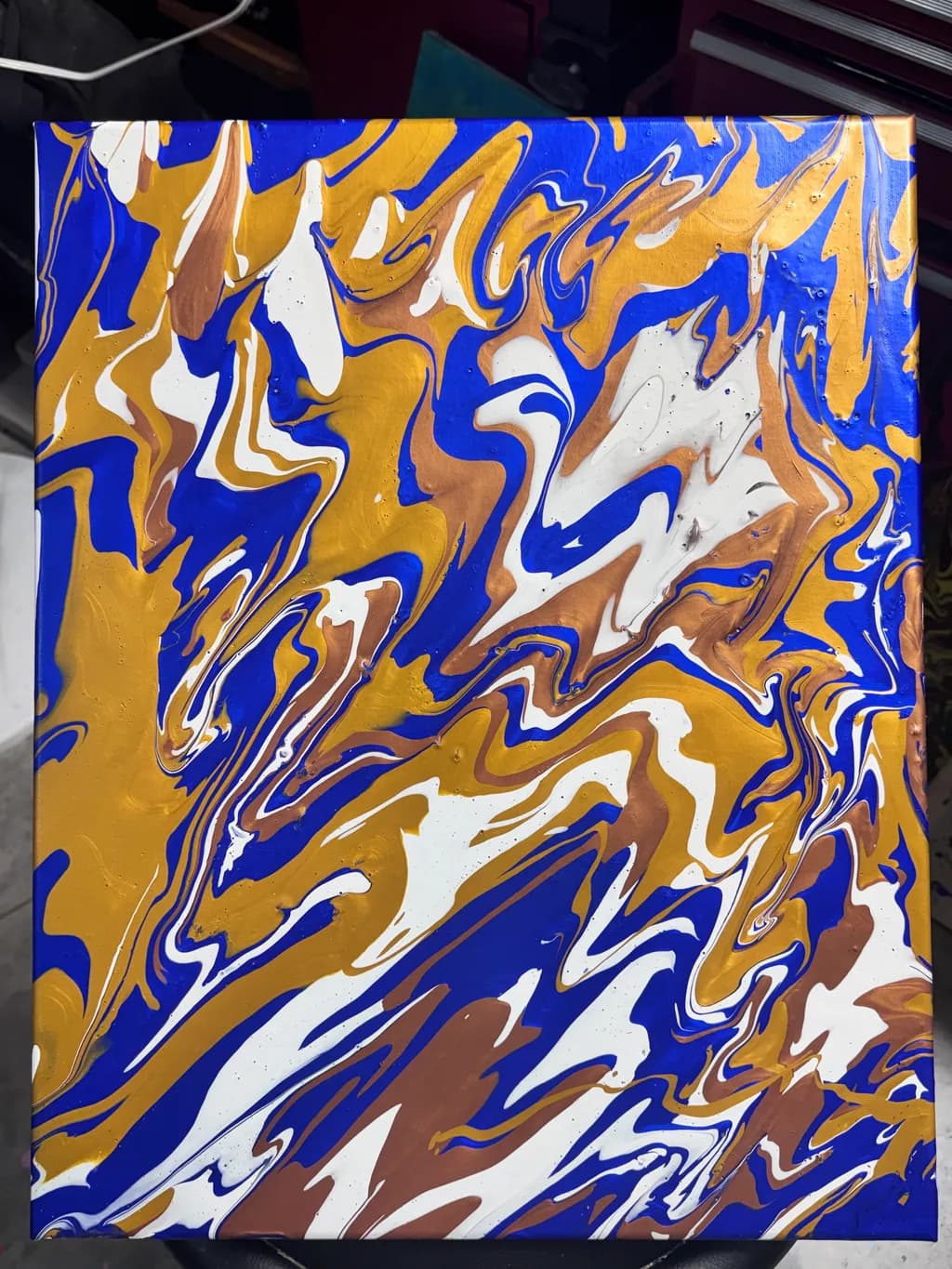 Flowing Currents