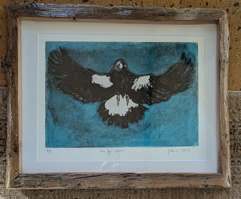 Magpie in Flight