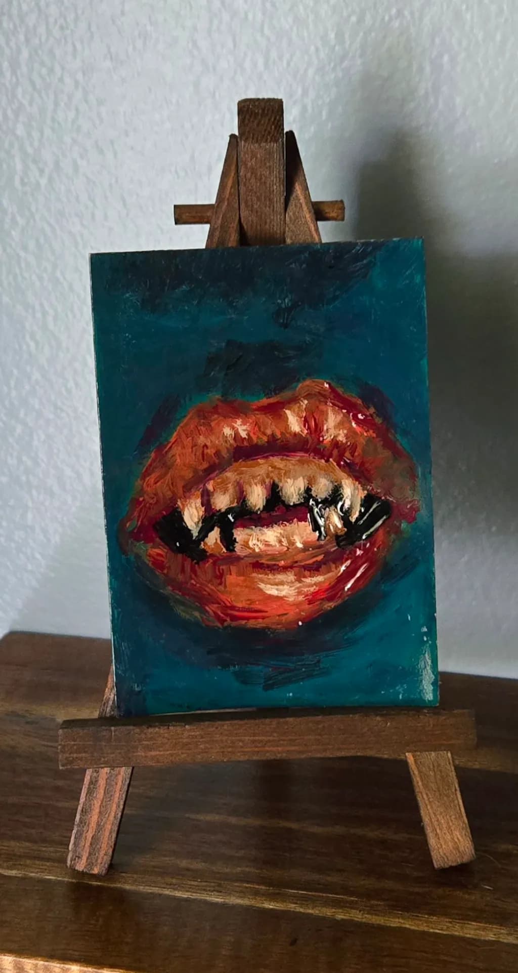 Fanged Lips