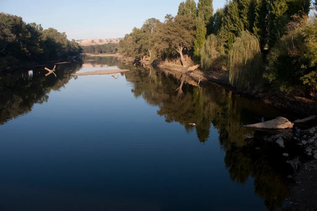 Mirror River