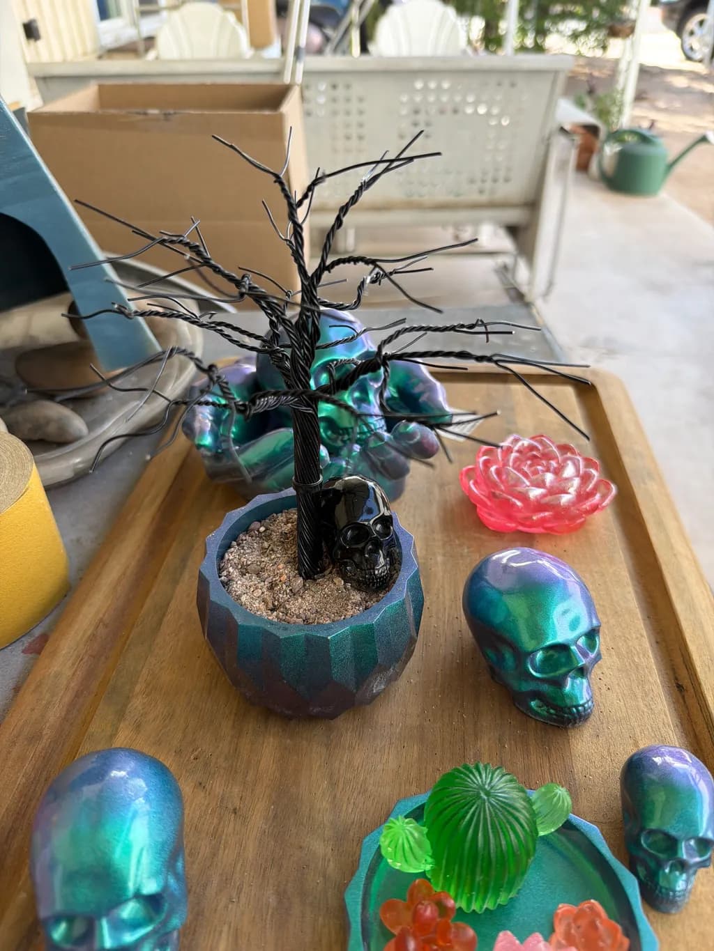 Chromatic Skulls and Wire Tree