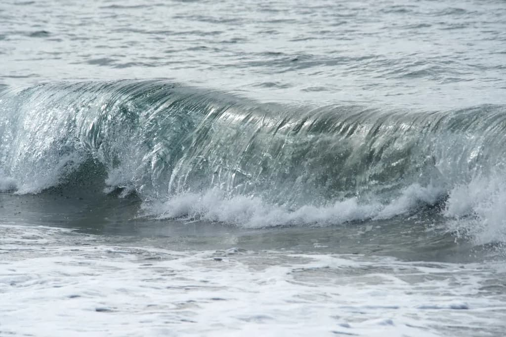 Glass Wave