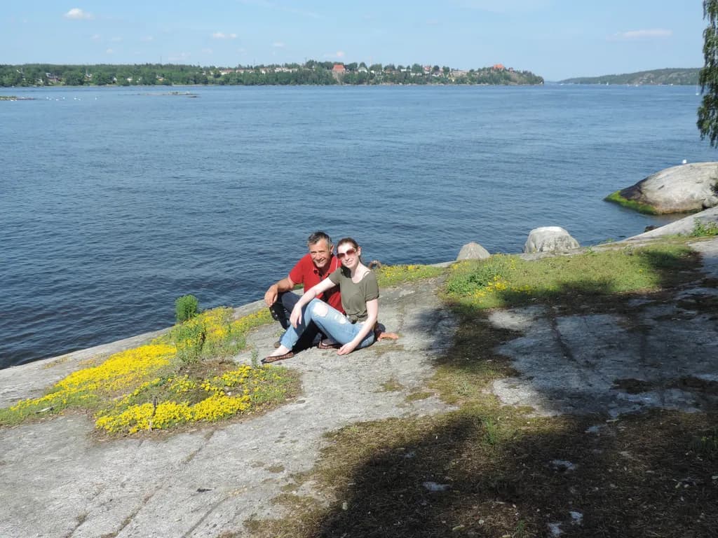 Lakeside Pause
