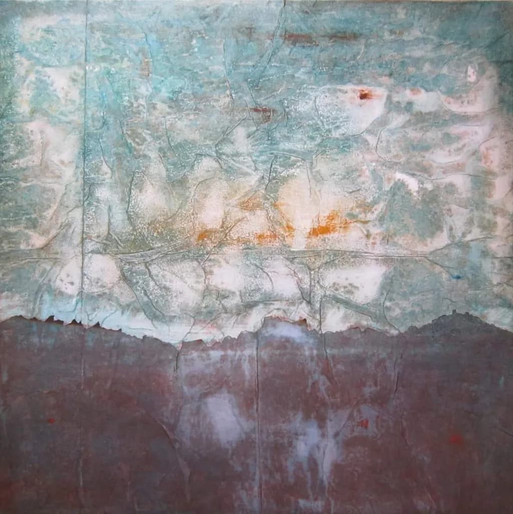 Cracked Horizon