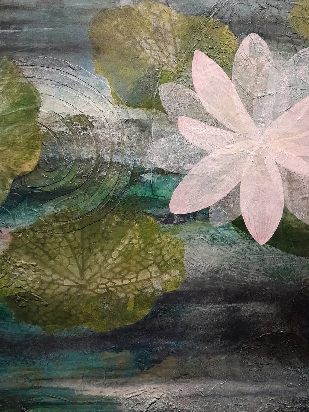 Textured Bloom