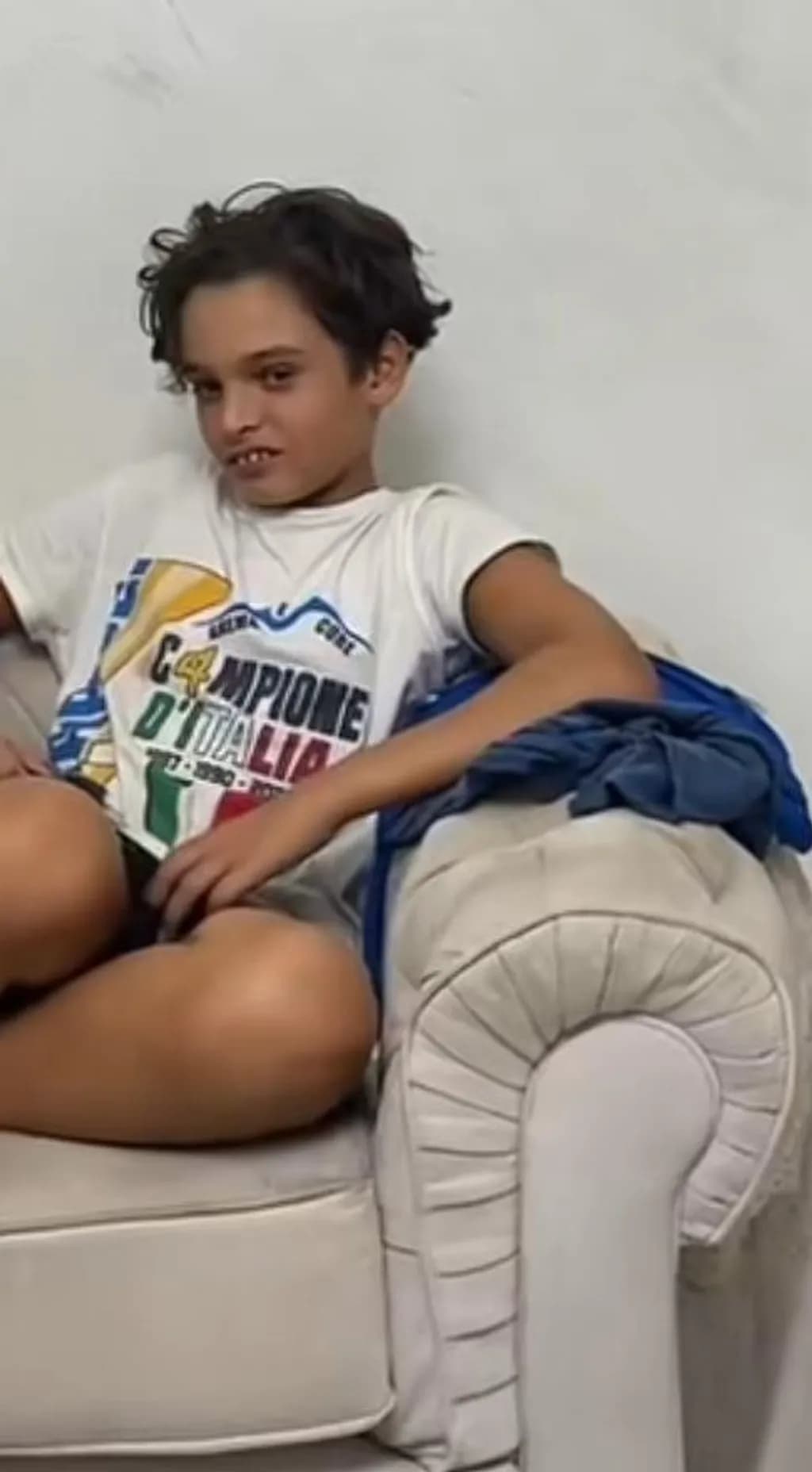 Relaxed Champion