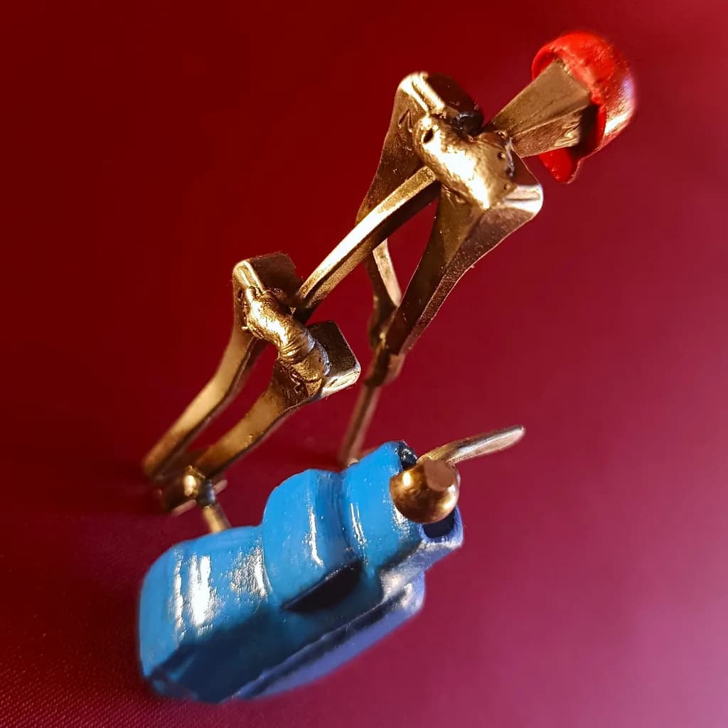 Metal Clamp Contrast