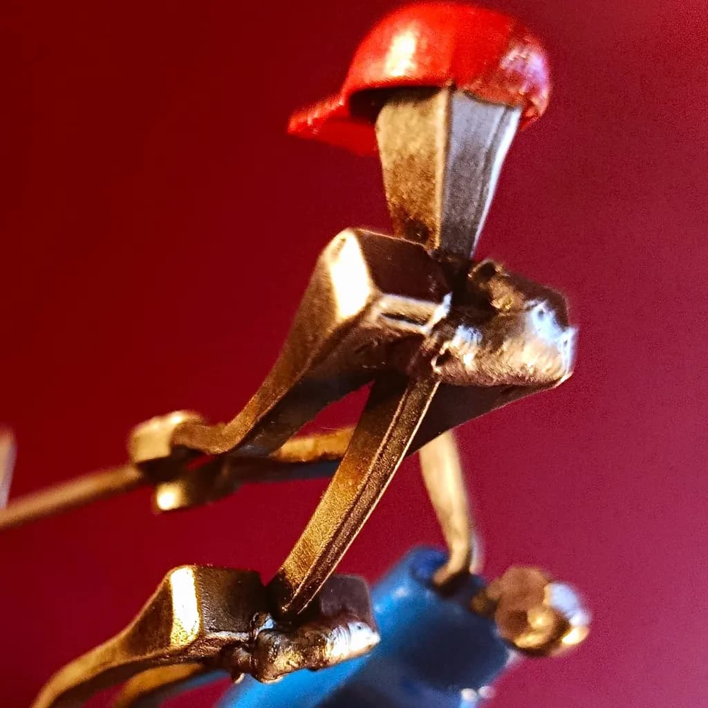 Steel Skater