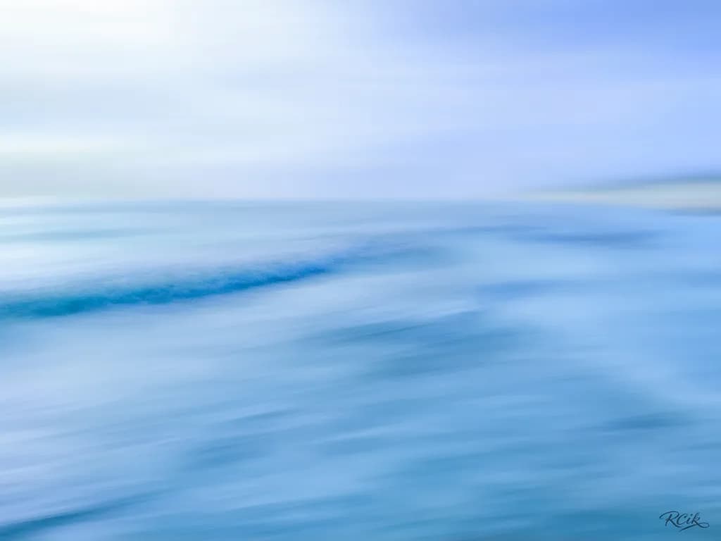 The Sea n.1: whispering waves