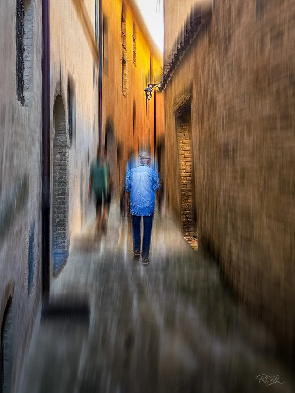 Shadows: Walking thru the whispering walls