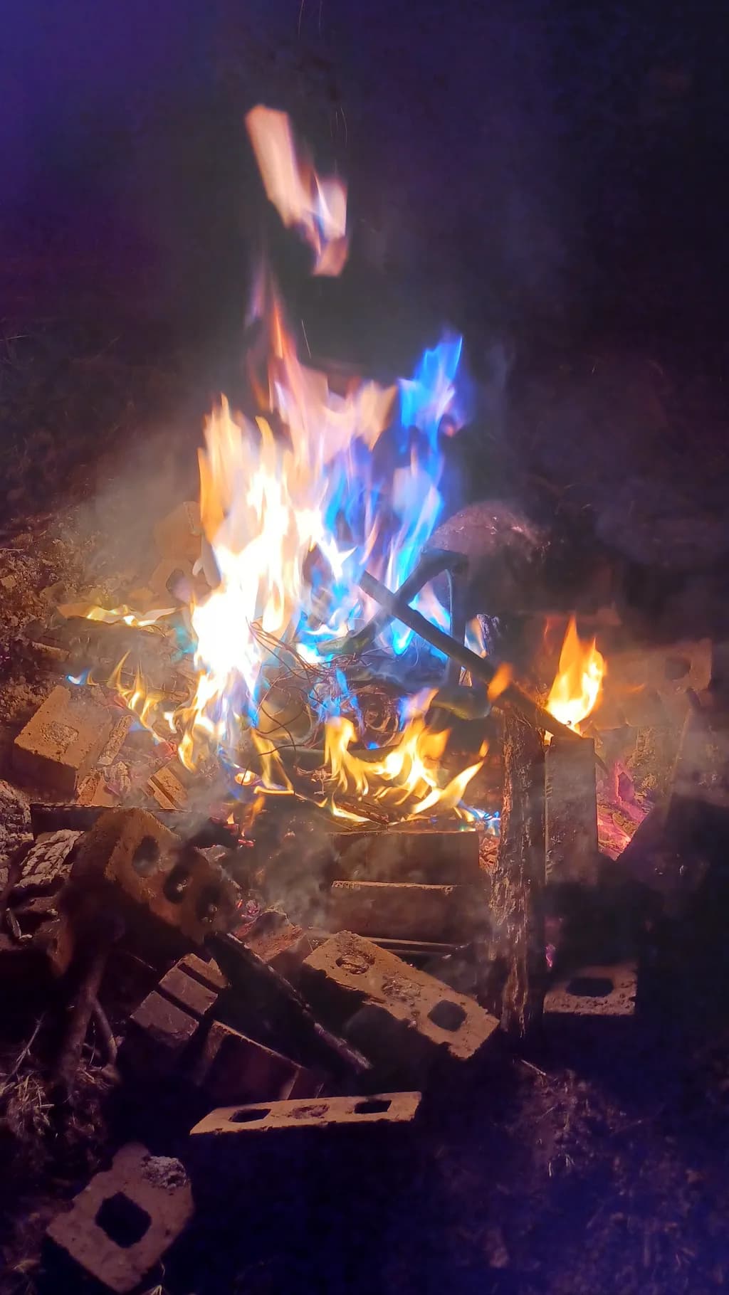 Dual Flame Campfire
