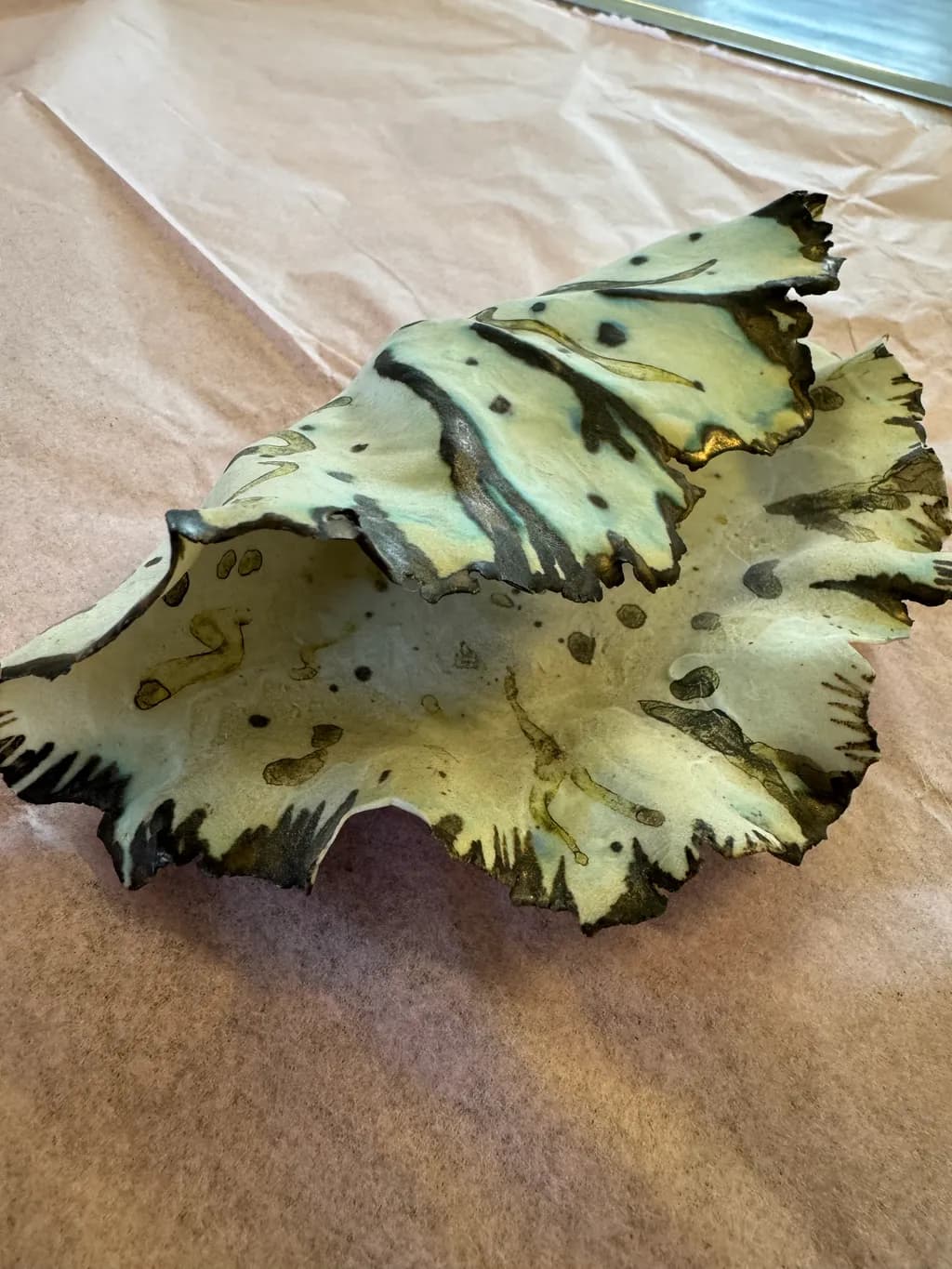 Charred Leafform
