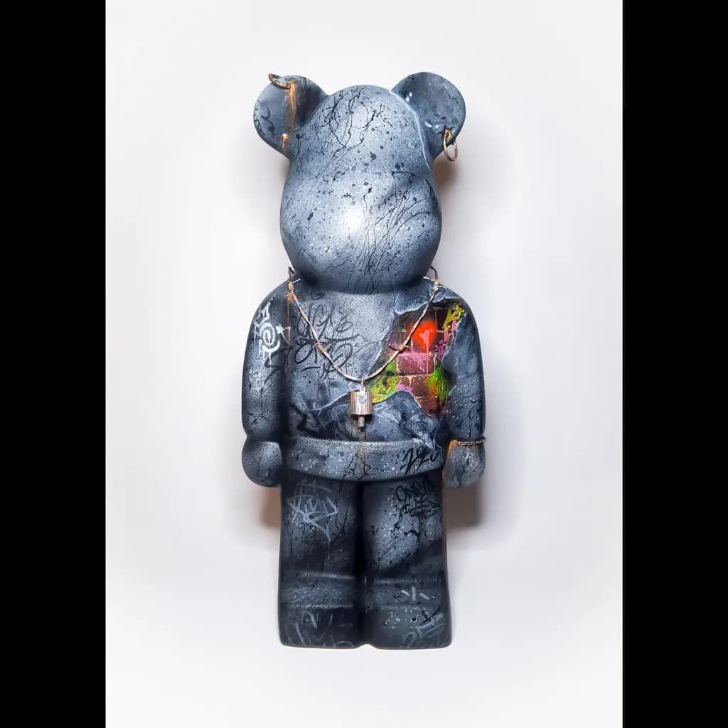 Urban Lock Bearbrick