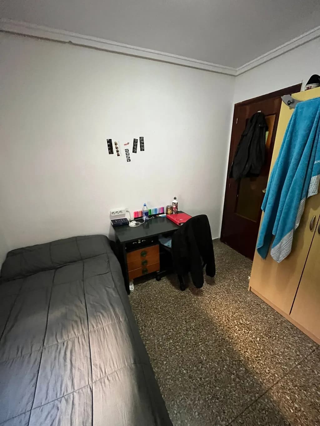Compact Study Corner