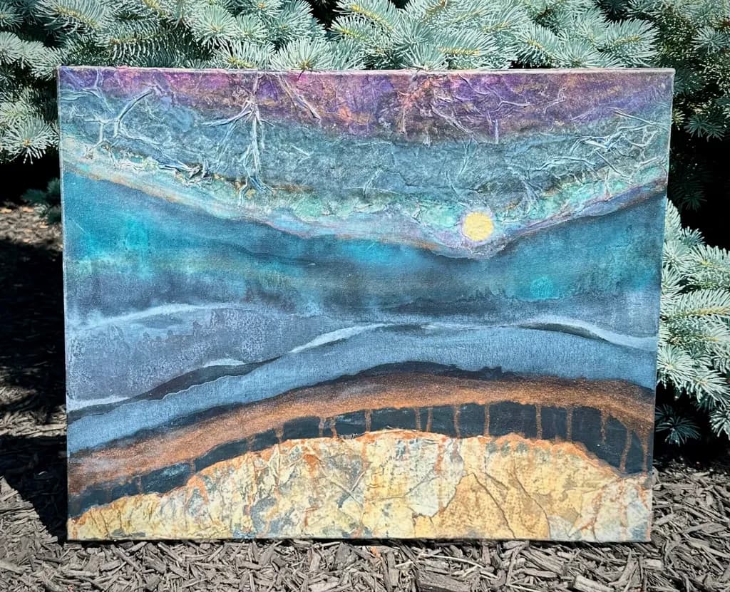 Textured Horizon