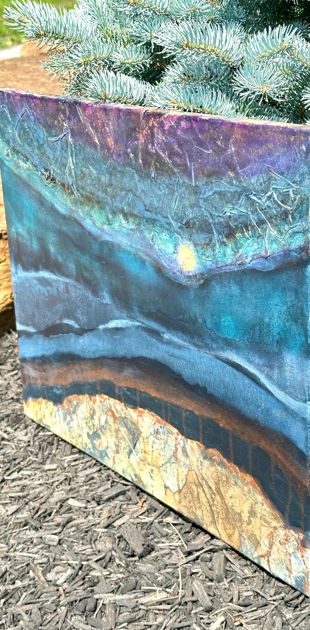 Layered Horizons