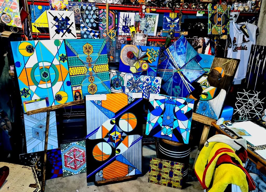 Abstract Geometric Collection