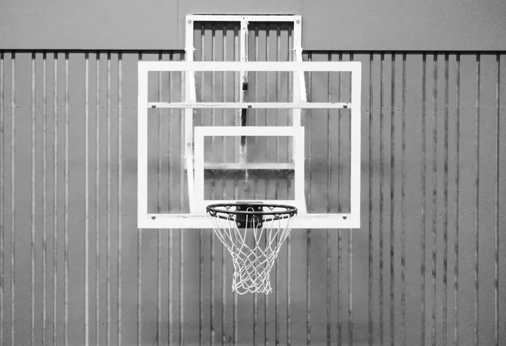 Framed Hoop