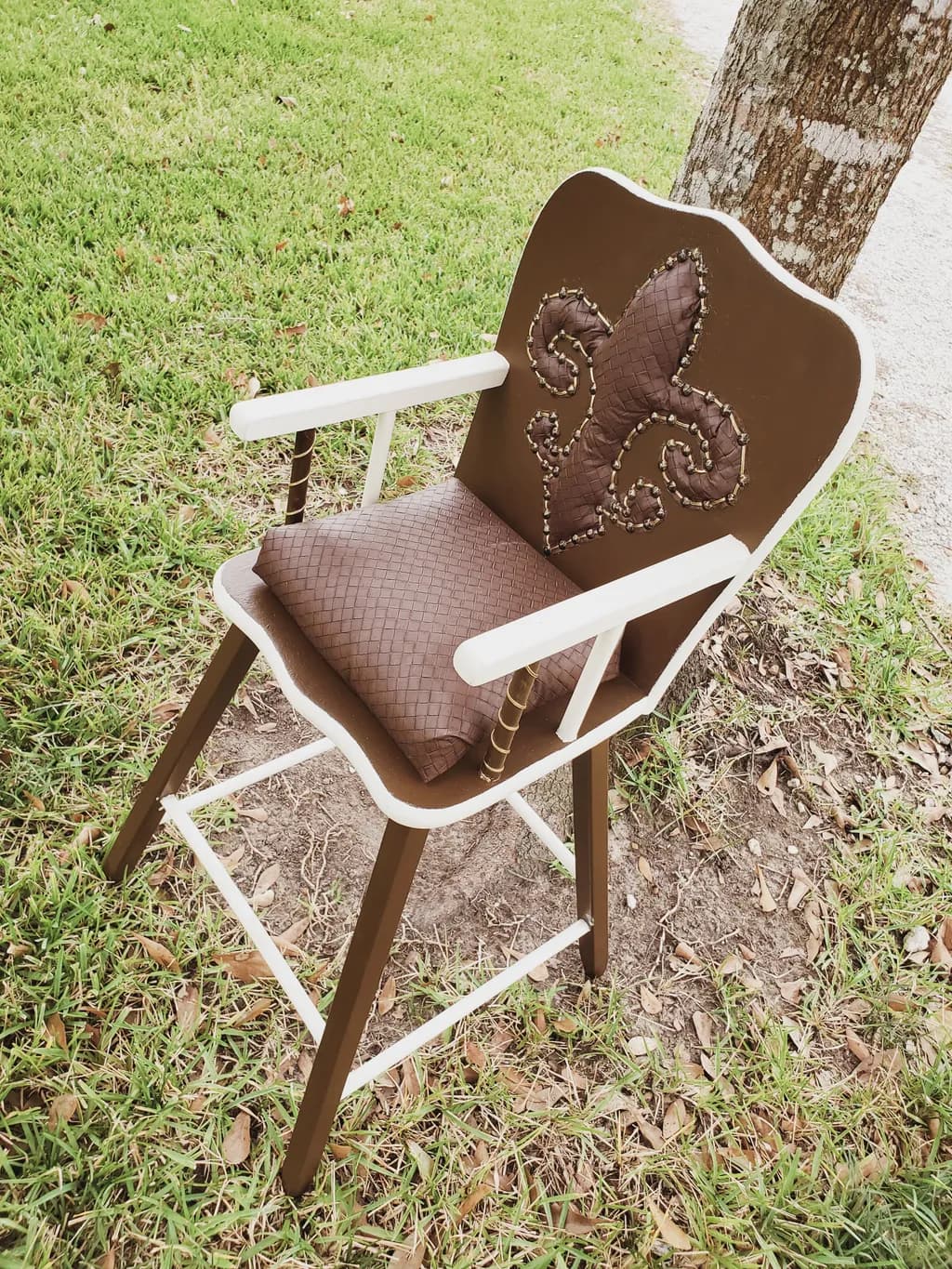 Fleur-de-Lis High Chair