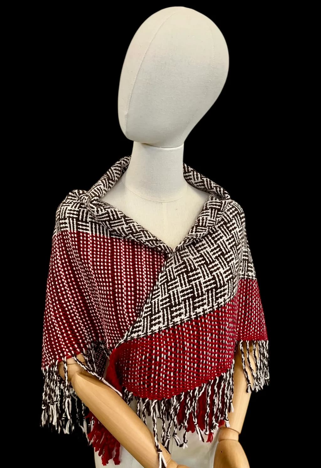 Woven Contrast Wrap