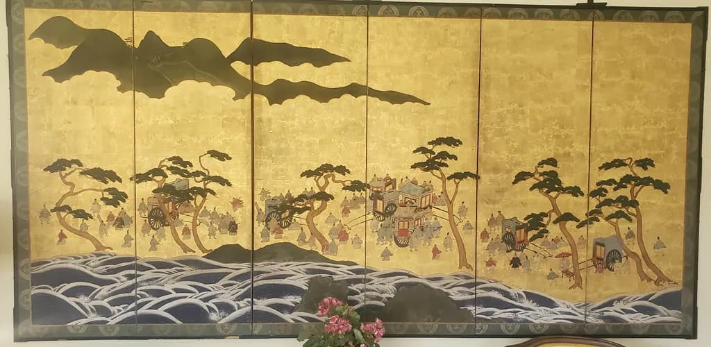 Golden Procession Screen