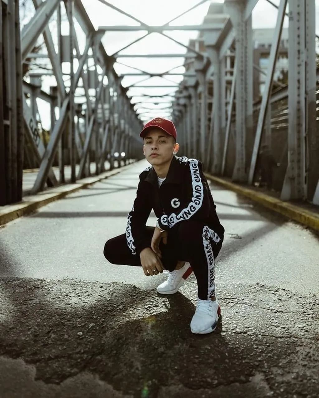 Urban Crouch