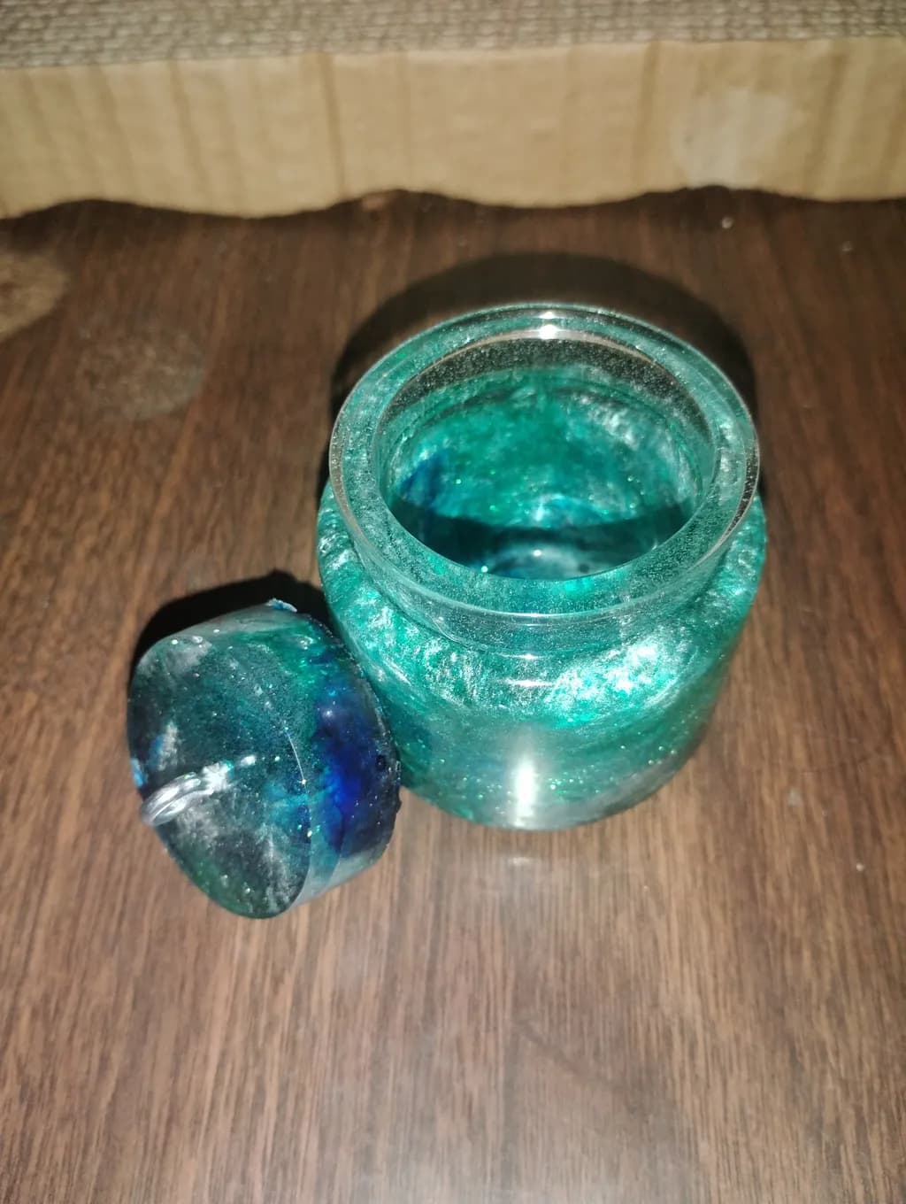 Aqua Resin Jar