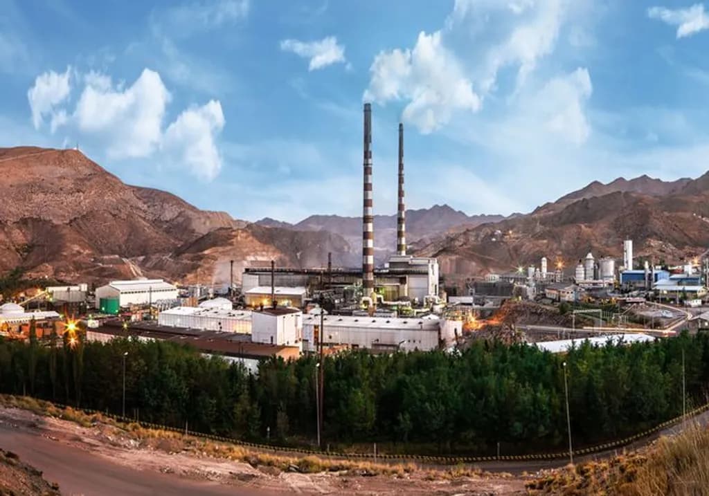 Mountain Factoryscape