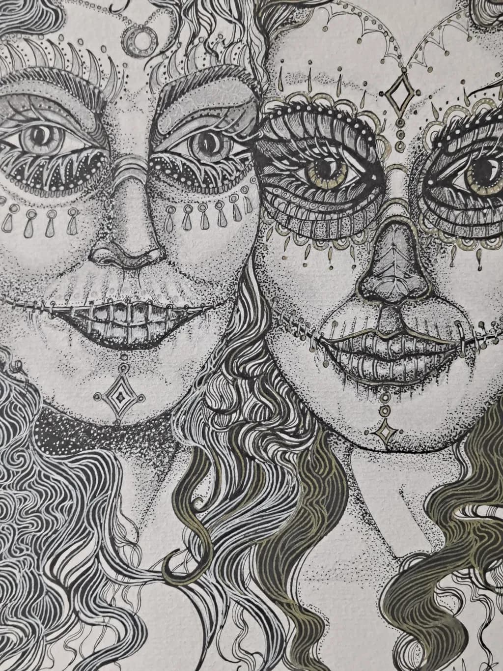 Luna & Sol Twin Visages