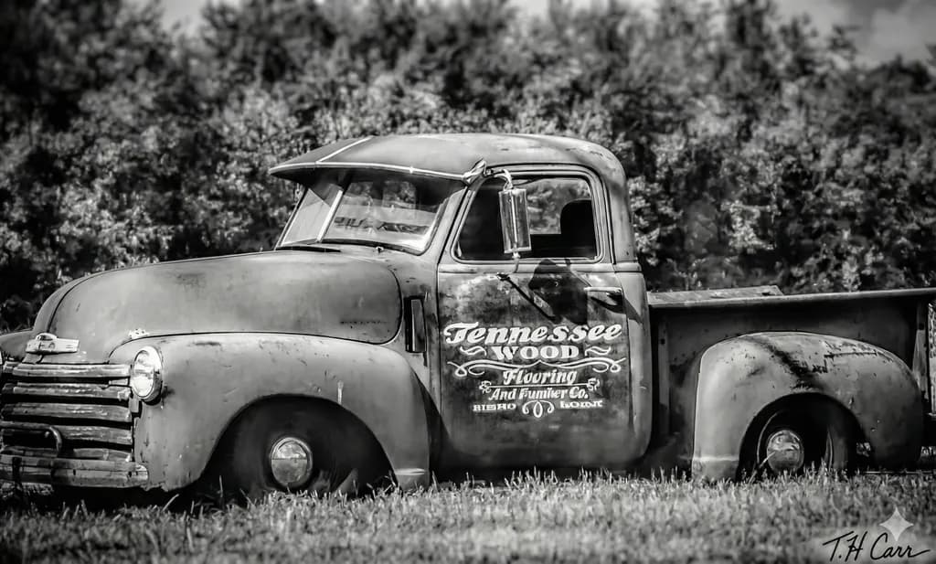 Vintage Tennessee Truck