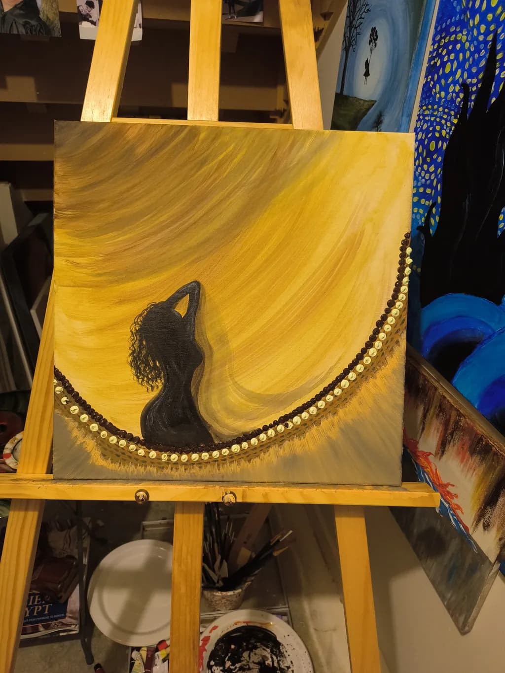 Curved Silhouette