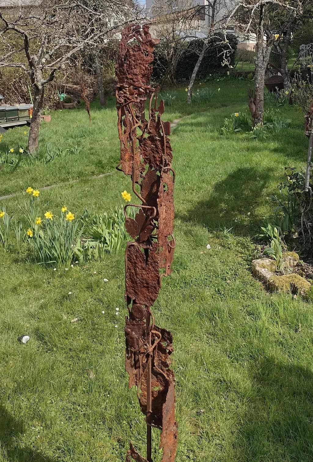 Rust Vein Sculpture