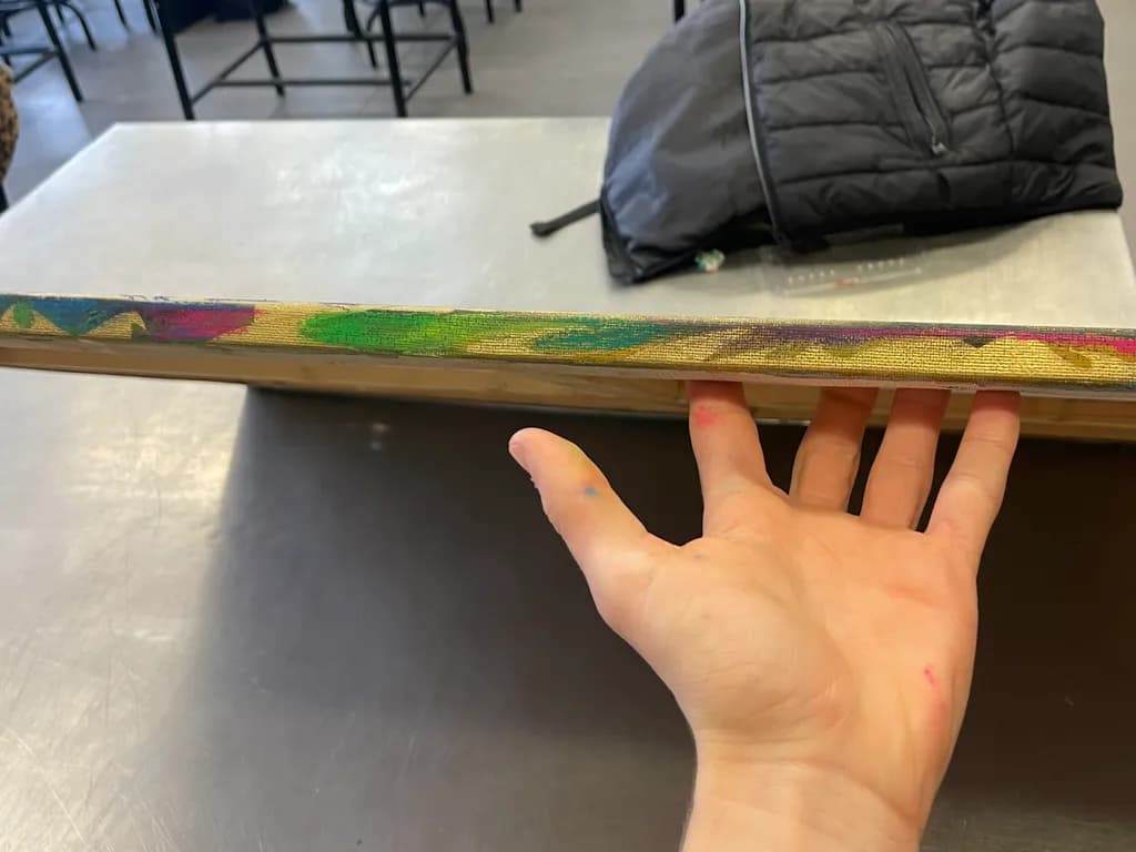 Color Edge Canvas