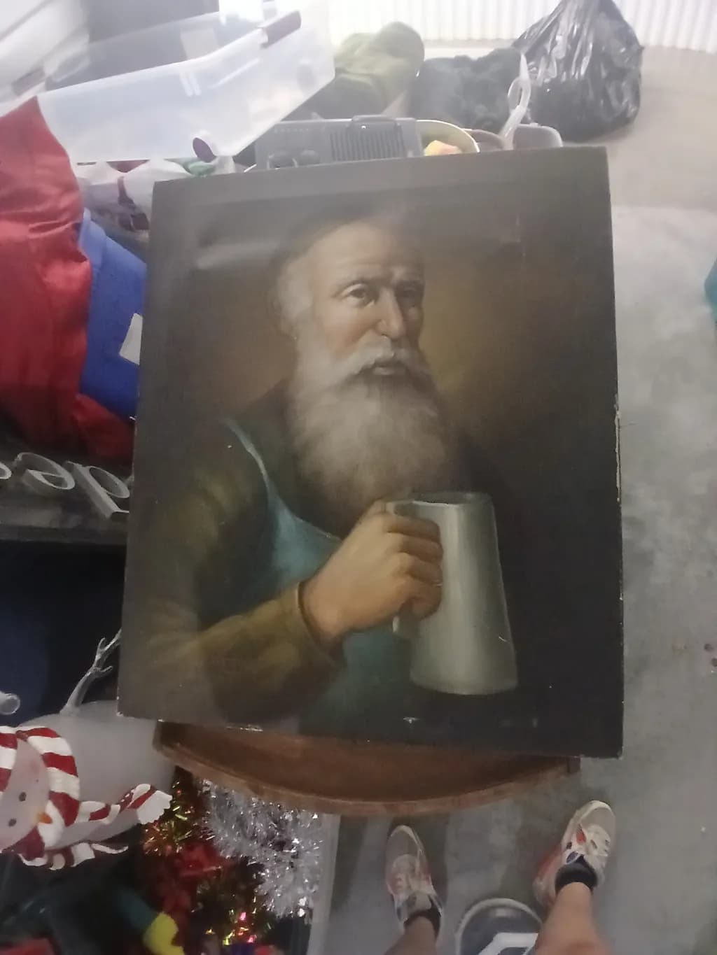 The Mug Bearer