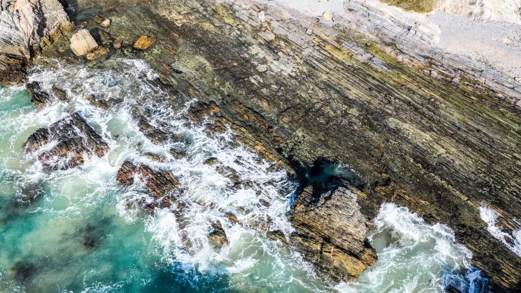 Rock Tide Collision