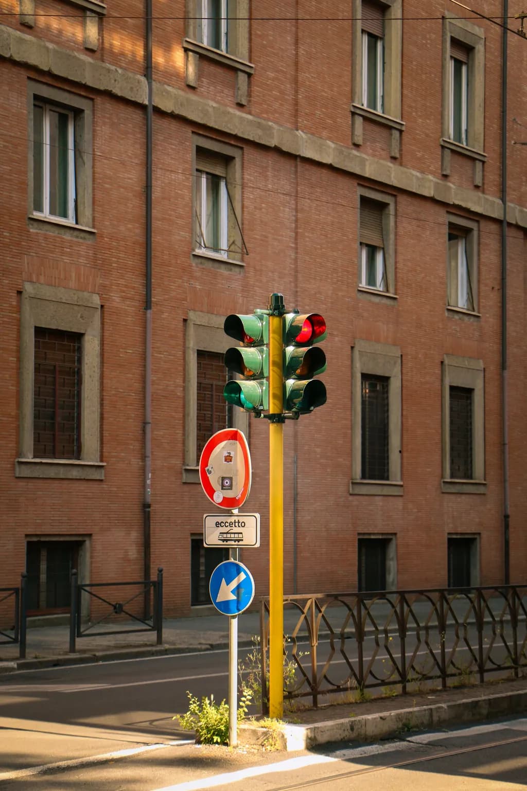 Urban Signal Cluster
