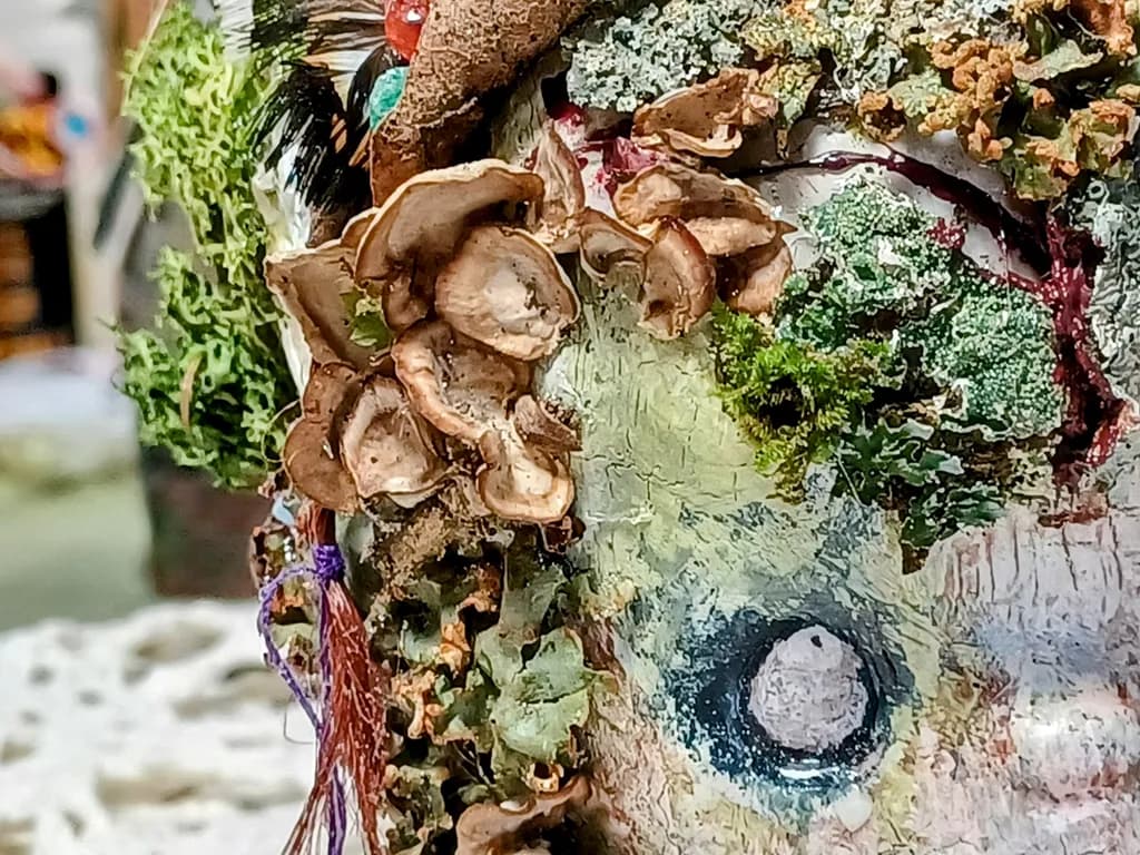 Moss & Fungi Mask