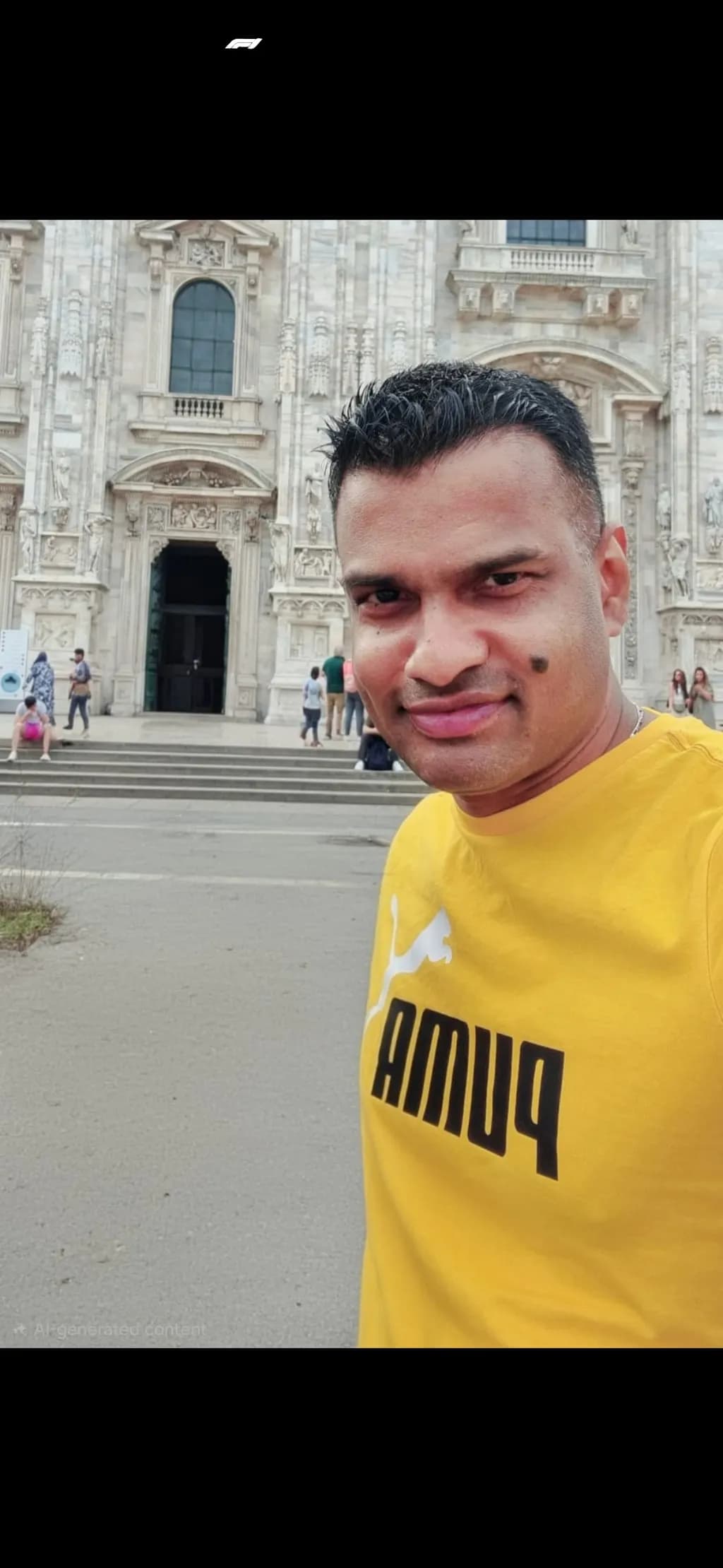 Urban Landmark Selfie