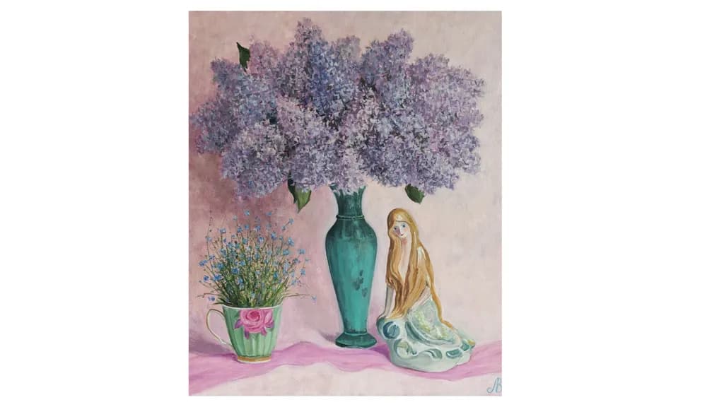 Lilac Vase with Figurine