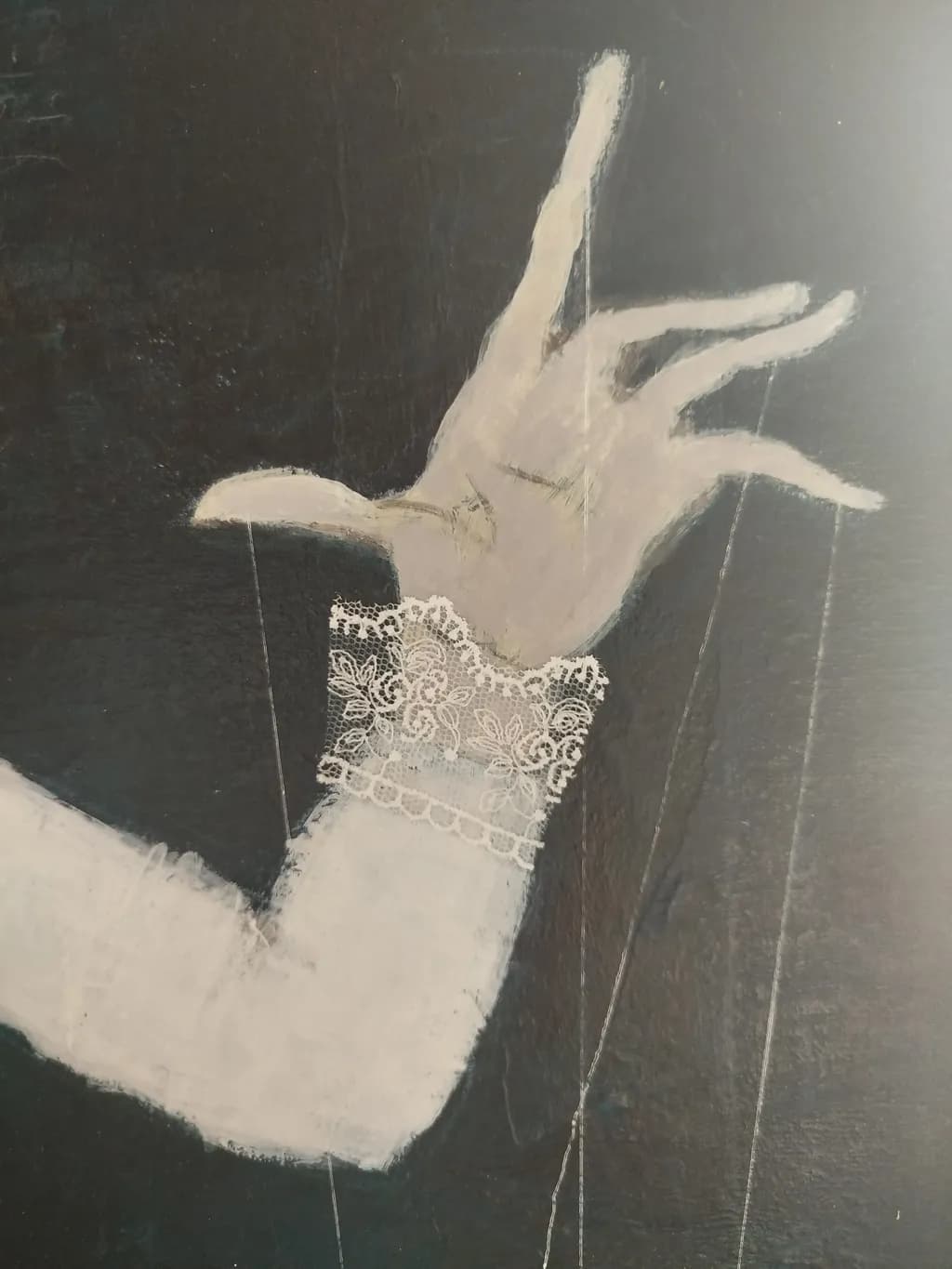 Lace Cuffed Hand