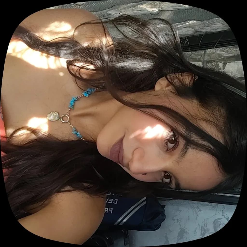 Sunlit Gaze