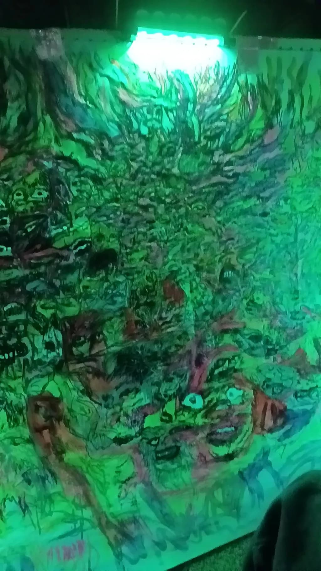 Green Faces Chaos
