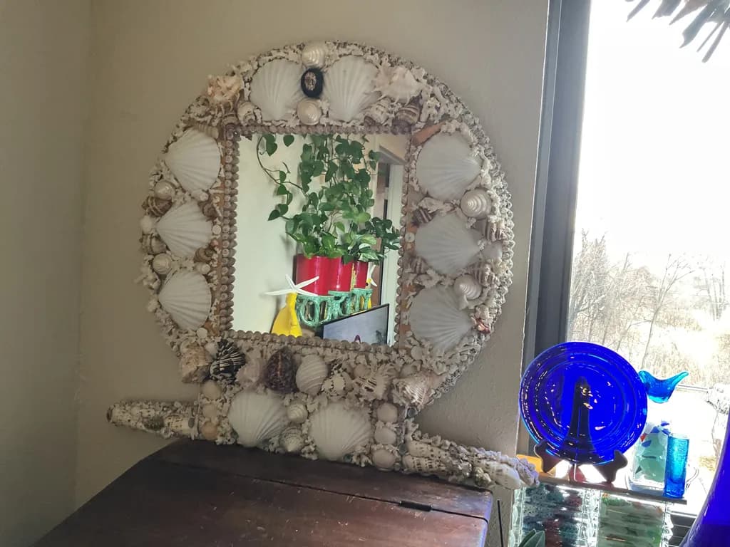 Coastal Shell Mirror