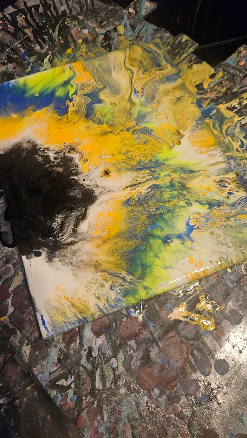 Abstract Flow Colors